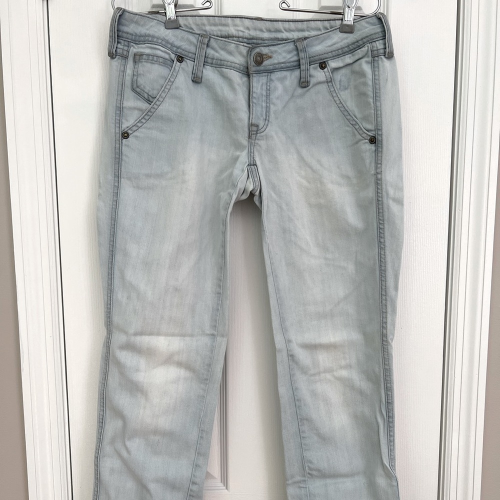 MNG JEANS SIZE 4 runs small
